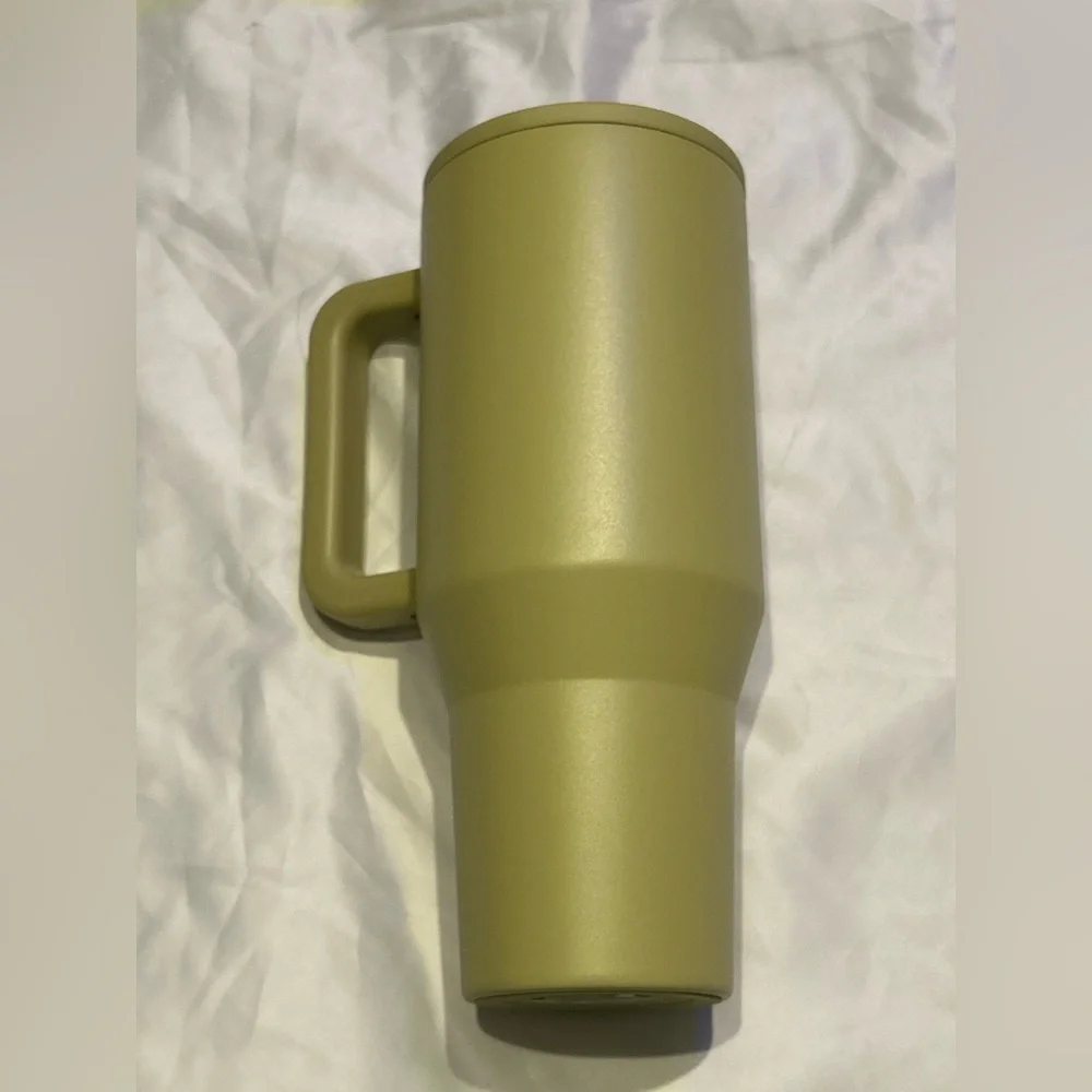 HydroJug Traveler 40oz in Olive NWT - Picture 2 of 6